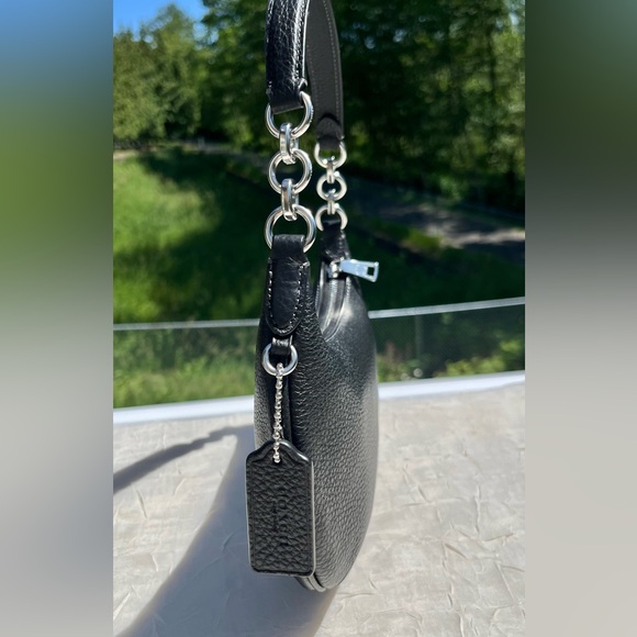 COACH Small Payton In Black Leather CN011 - Picture 2 of 11